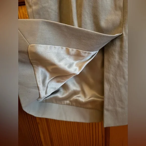 Dolce & Gabbana Midi Dress in Cream with Cap Sleeves - Picture 8 of 11